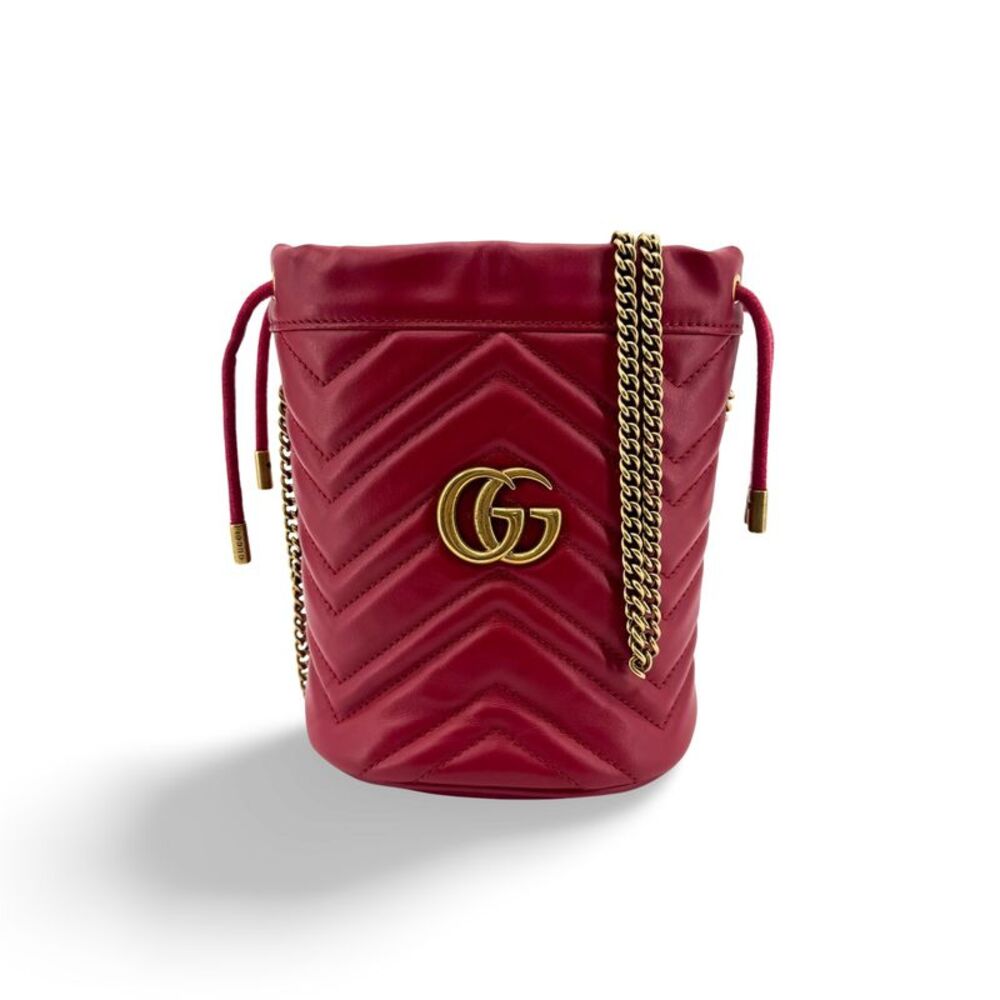 Gucci Gg Marmont Bucket Matelasse Leather Red Leather Shoulder Bag Bag